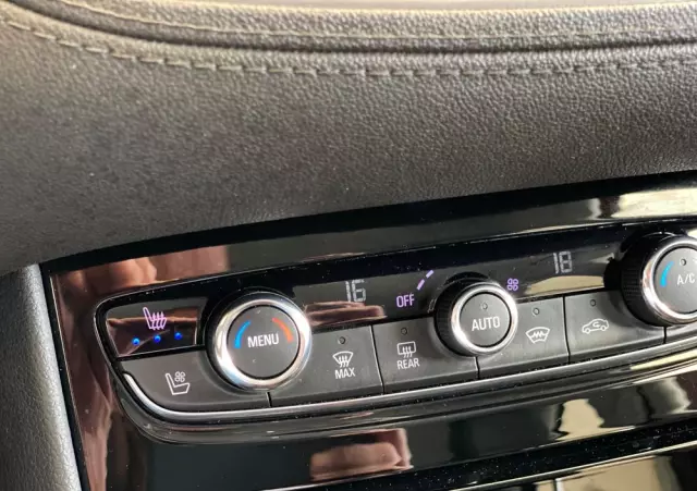 OPEL Grandland X 1.6 T Ultimate S&S