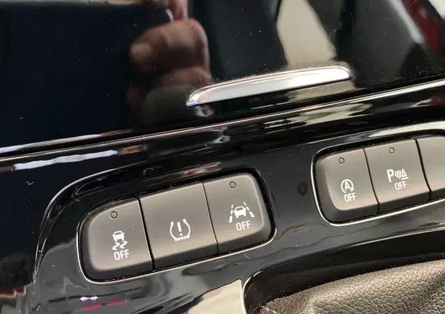 OPEL Grandland X 1.6 T Ultimate S&S