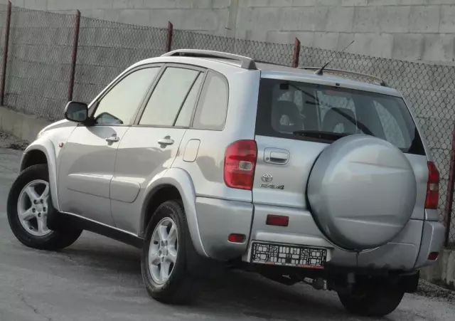 TOYOTA RAV4 2.0 VVT-i 4x4