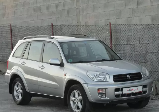 TOYOTA RAV4 2.0 VVT-i 4x4