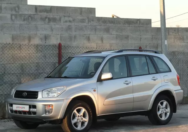 TOYOTA RAV4 2.0 VVT-i 4x4