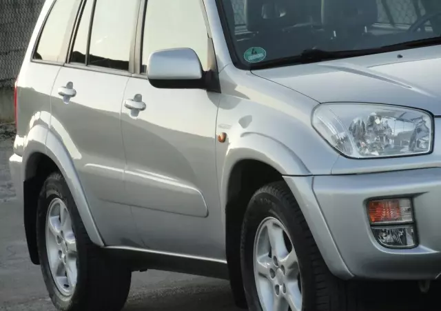 TOYOTA RAV4 2.0 VVT-i 4x4