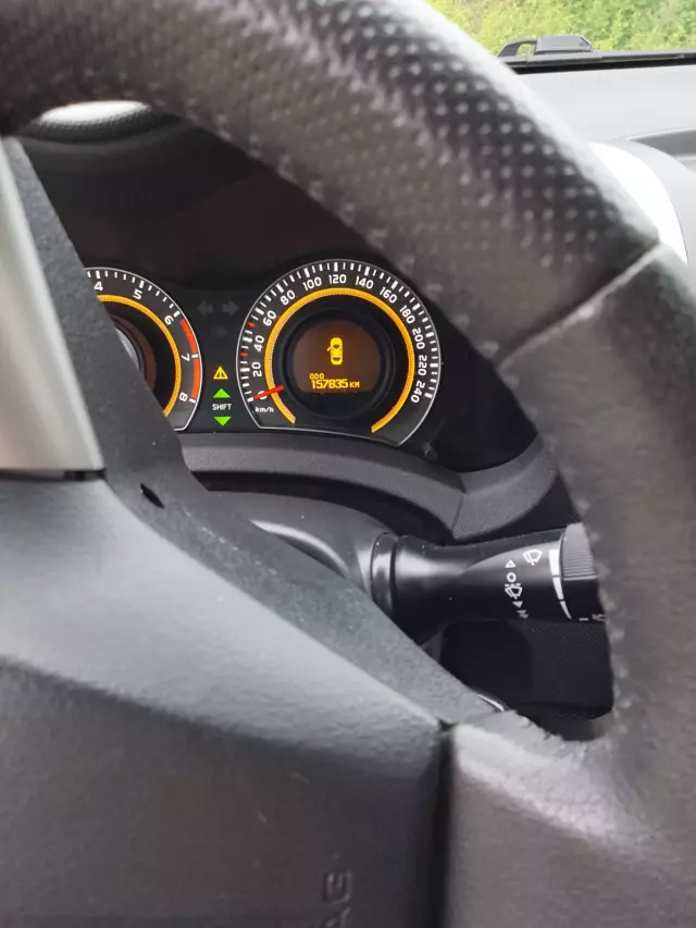 TOYOTA Auris Start/Life