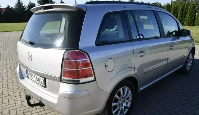 OPEL Zafira 