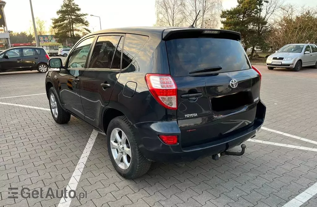 TOYOTA Rav 4 X 4x4 Aut.