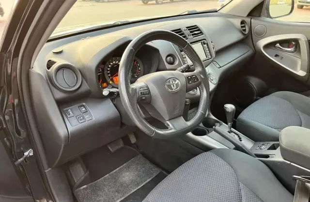 TOYOTA Rav 4 X 4x4 Aut.