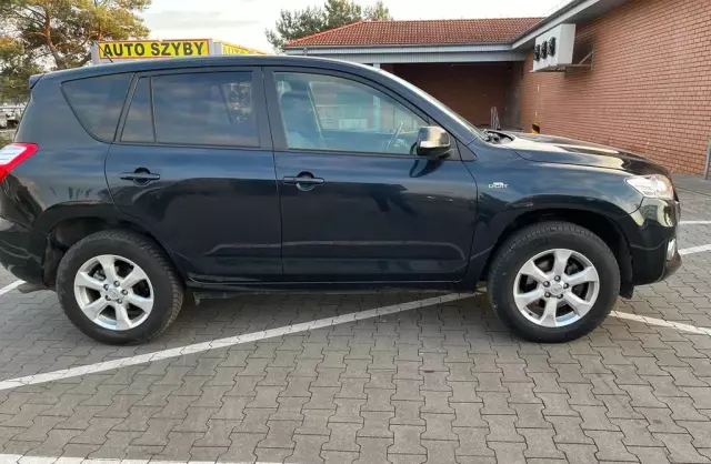 TOYOTA Rav 4 X 4x4 Aut.