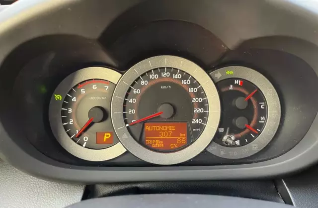 TOYOTA Rav 4 X 4x4 Aut.