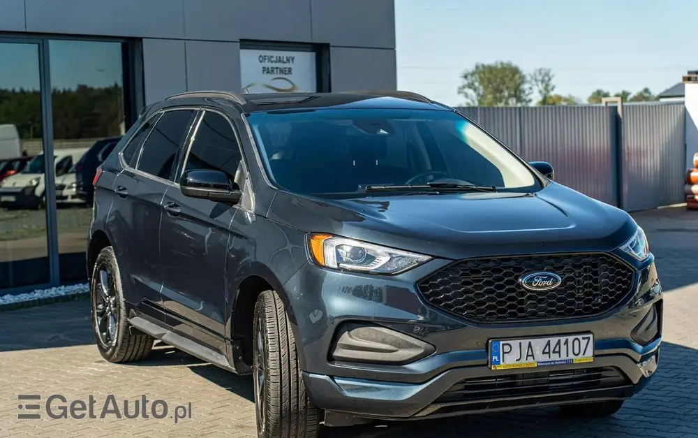FORD Edge 2.0 EcoBlue Twin-Turbo 4WD Titanium
