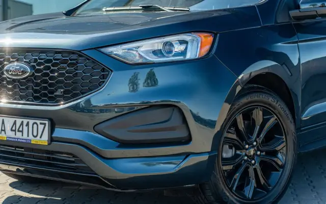 FORD Edge 2.0 EcoBlue Twin-Turbo 4WD Titanium