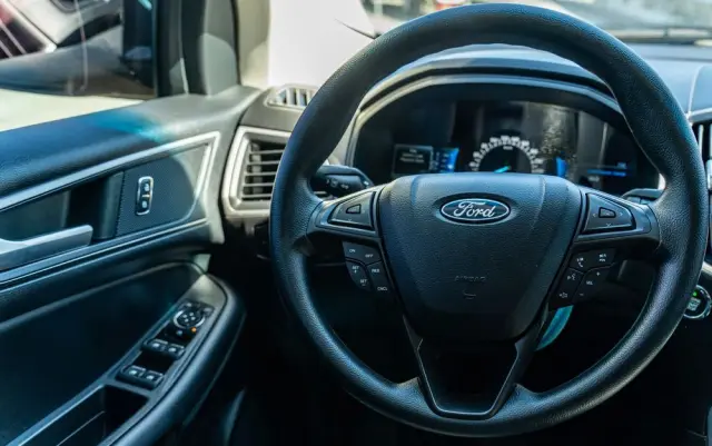 FORD Edge 2.0 EcoBlue Twin-Turbo 4WD Titanium