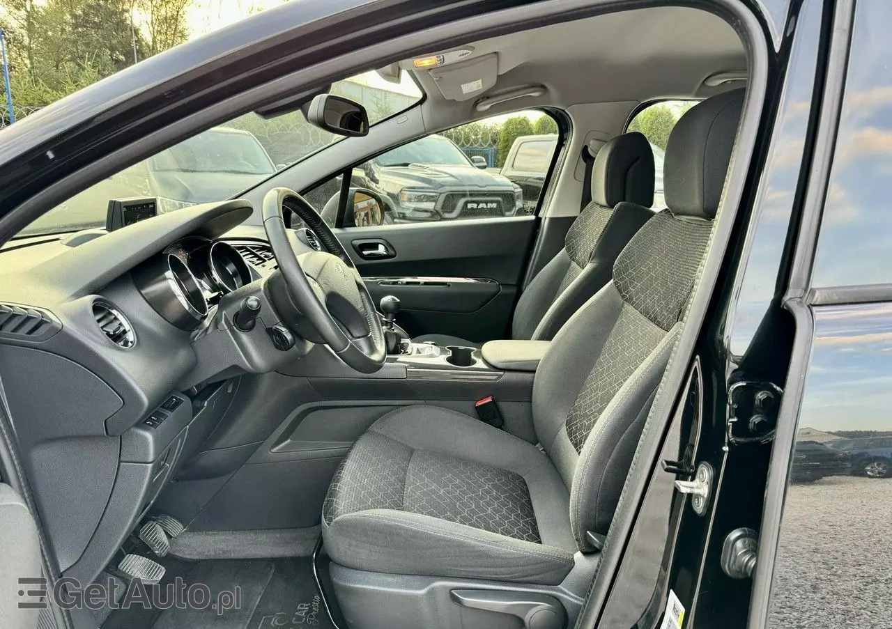 PEUGEOT 3008 HDi FAP 115 Allure