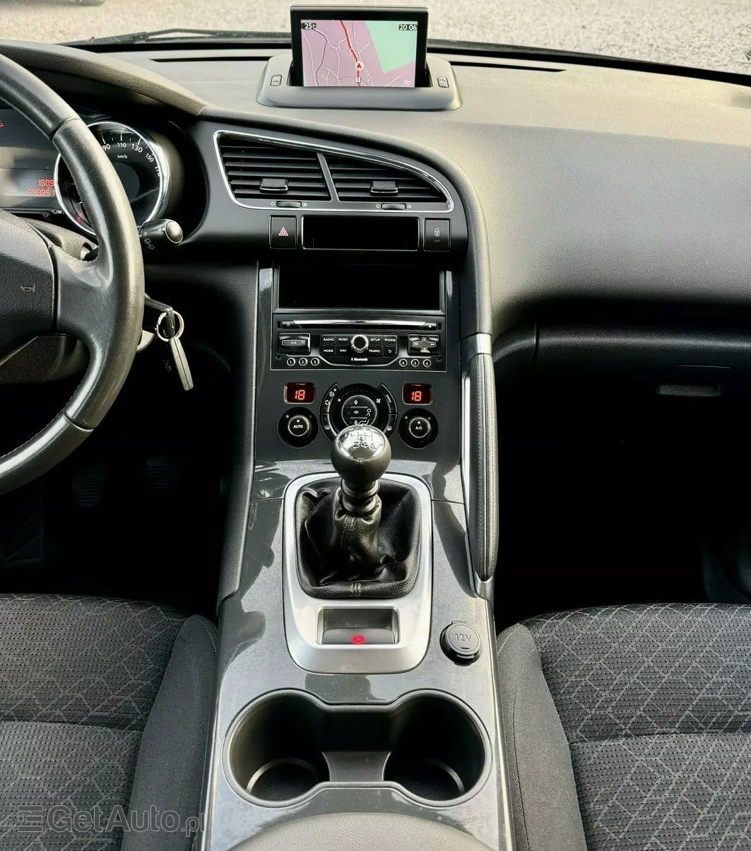 PEUGEOT 3008 HDi FAP 115 Allure