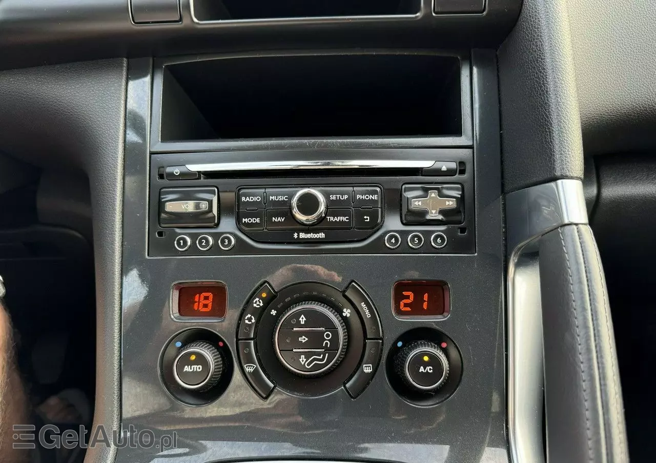 PEUGEOT 3008 HDi FAP 115 Allure