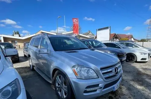MERCEDES-BENZ GL 