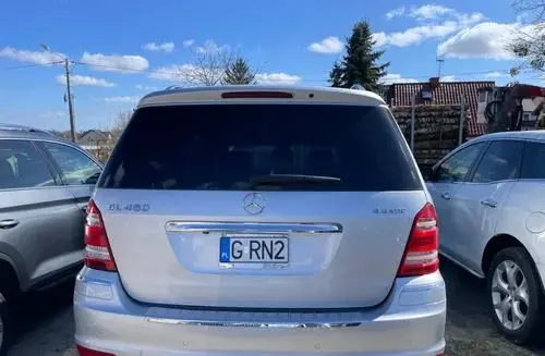 MERCEDES-BENZ GL 