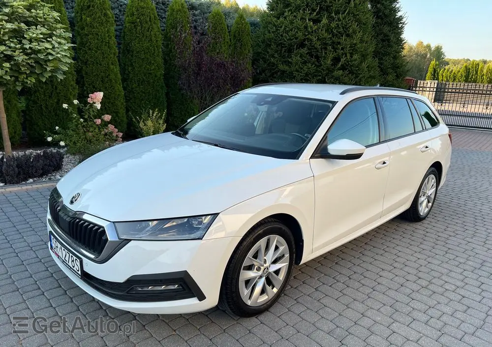 SKODA Octavia 2.0 TDI Ambition DSG