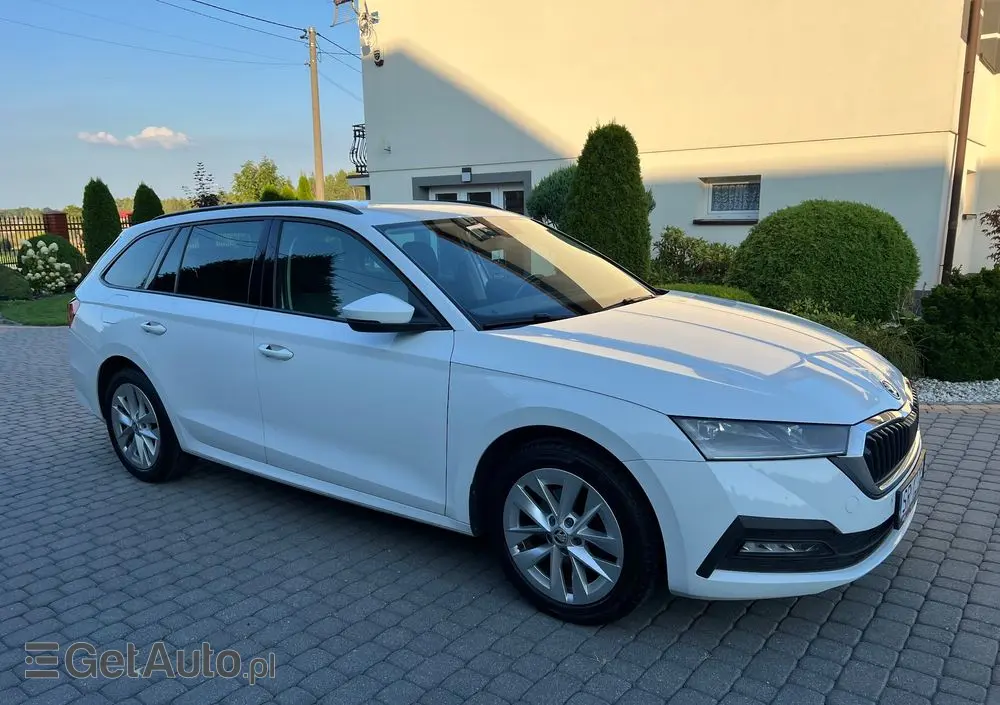 SKODA Octavia 2.0 TDI Ambition DSG