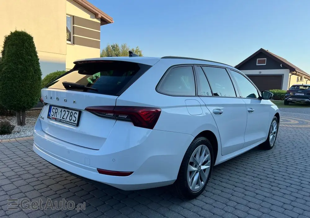 SKODA Octavia 2.0 TDI Ambition DSG