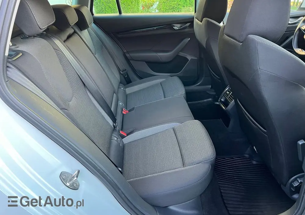 SKODA Octavia 2.0 TDI Ambition DSG