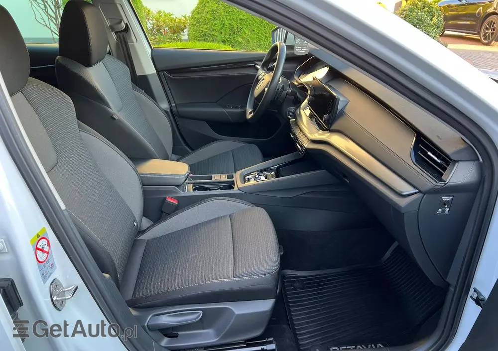 SKODA Octavia 2.0 TDI Ambition DSG