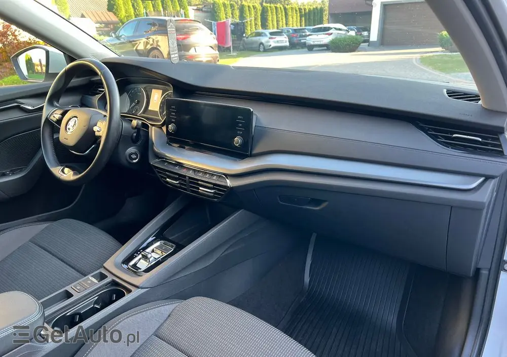 SKODA Octavia 2.0 TDI Ambition DSG