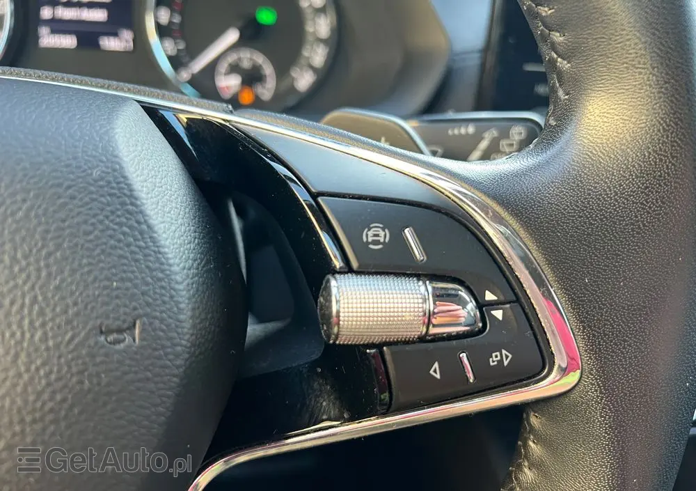 SKODA Octavia 2.0 TDI Ambition DSG