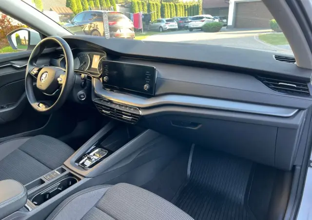 SKODA Octavia 2.0 TDI Ambition DSG