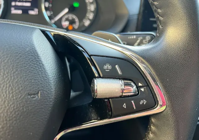 SKODA Octavia 2.0 TDI Ambition DSG