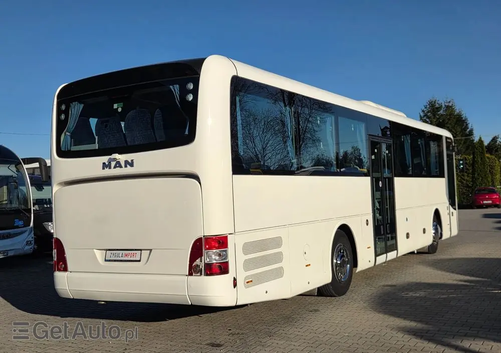 MAN LION'S INTERCITY/ SPROWADZONY Z FRANCJI/ DŁUGOŚĆ 12.30 M / PODWÓJNE SZYBY BOCZNE/ 179 000 KM 