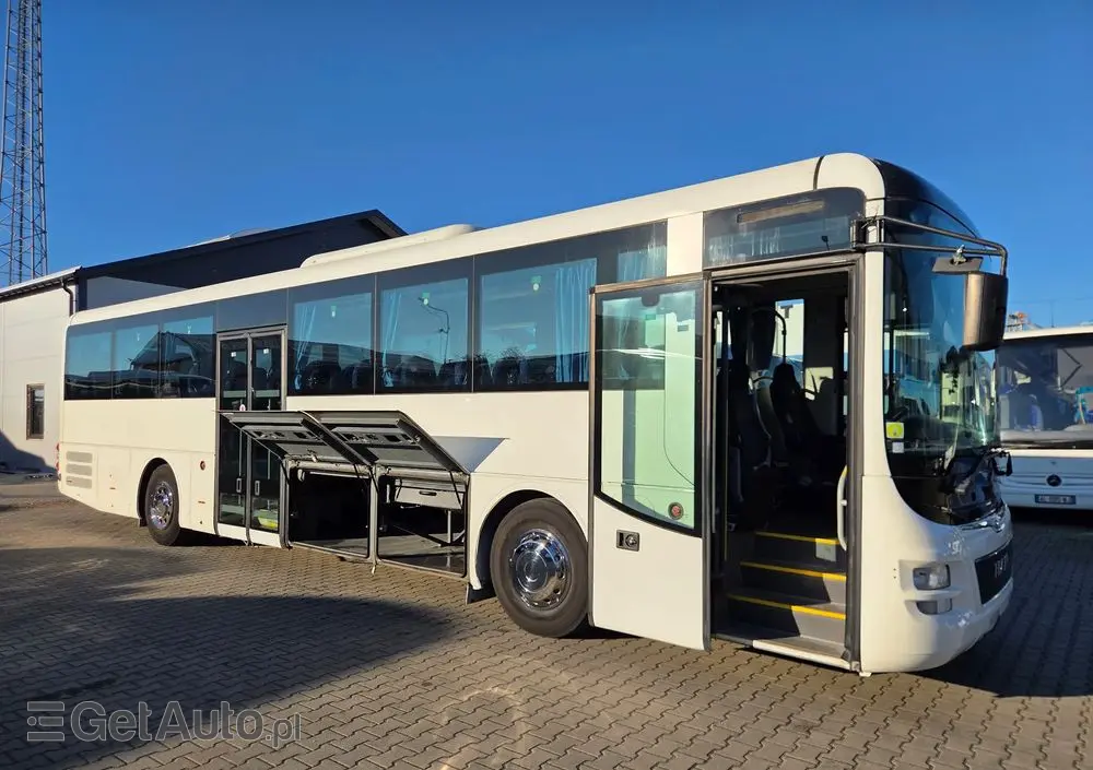 MAN LION'S INTERCITY/ SPROWADZONY Z FRANCJI/ DŁUGOŚĆ 12.30 M / PODWÓJNE SZYBY BOCZNE/ 179 000 KM 