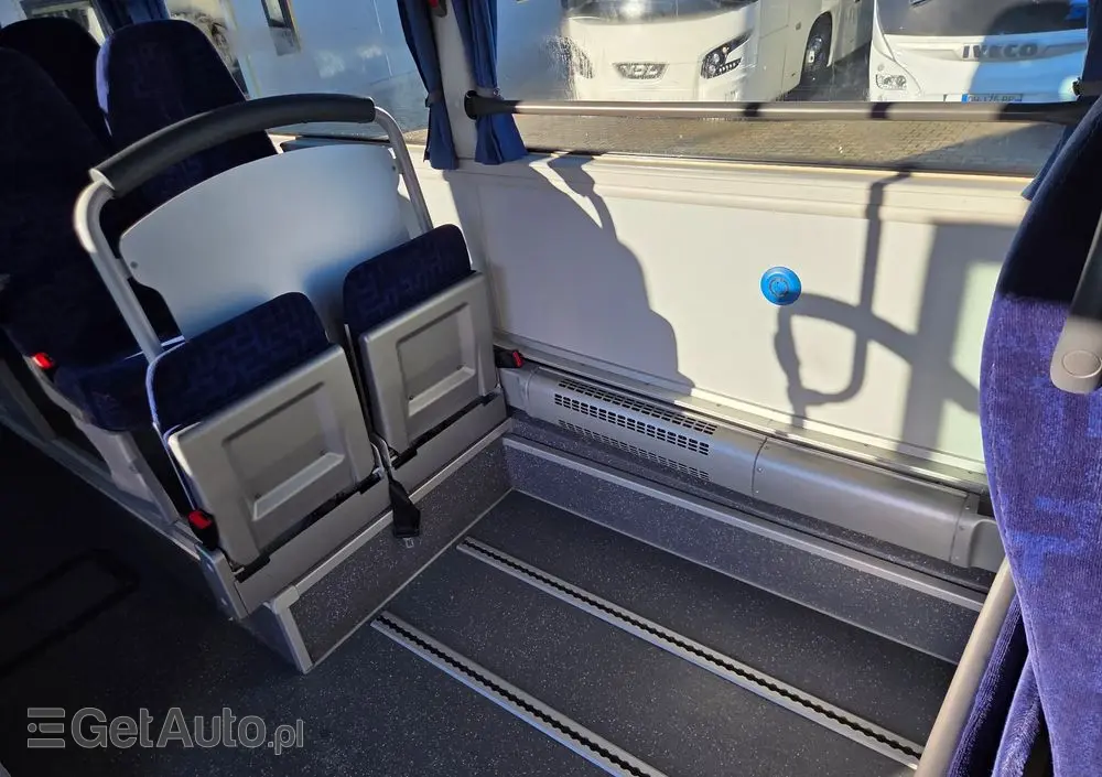 MAN LION'S INTERCITY/ SPROWADZONY Z FRANCJI/ DŁUGOŚĆ 12.30 M / PODWÓJNE SZYBY BOCZNE/ 179 000 KM 