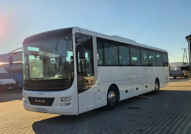 MAN LION'S INTERCITY/ SPROWADZONY Z FRANCJI/ DŁUGOŚĆ 12.30 M / PODWÓJNE SZYBY BOCZNE/ 179 000 KM 