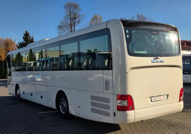 MAN LION'S INTERCITY/ SPROWADZONY Z FRANCJI/ DŁUGOŚĆ 12.30 M / PODWÓJNE SZYBY BOCZNE/ 179 000 KM 