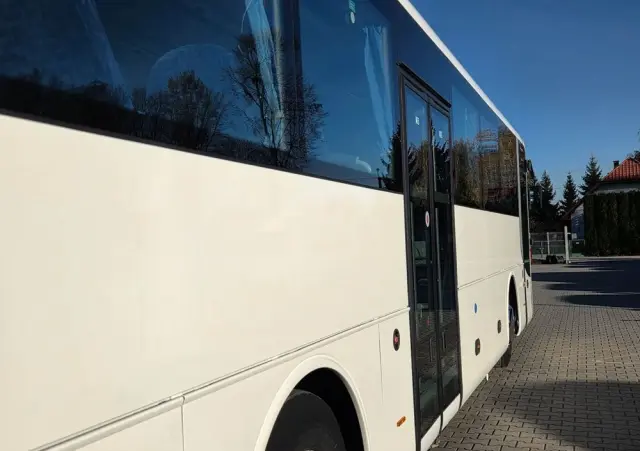 MAN LION'S INTERCITY/ SPROWADZONY Z FRANCJI/ DŁUGOŚĆ 12.30 M / PODWÓJNE SZYBY BOCZNE/ 179 000 KM 