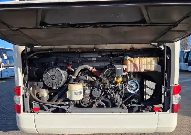 MAN LION'S INTERCITY/ SPROWADZONY Z FRANCJI/ DŁUGOŚĆ 12.30 M / PODWÓJNE SZYBY BOCZNE/ 179 000 KM 