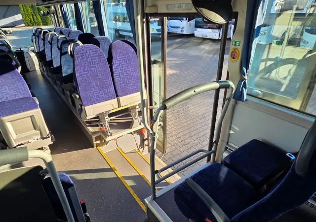 MAN LION'S INTERCITY/ SPROWADZONY Z FRANCJI/ DŁUGOŚĆ 12.30 M / PODWÓJNE SZYBY BOCZNE/ 179 000 KM 