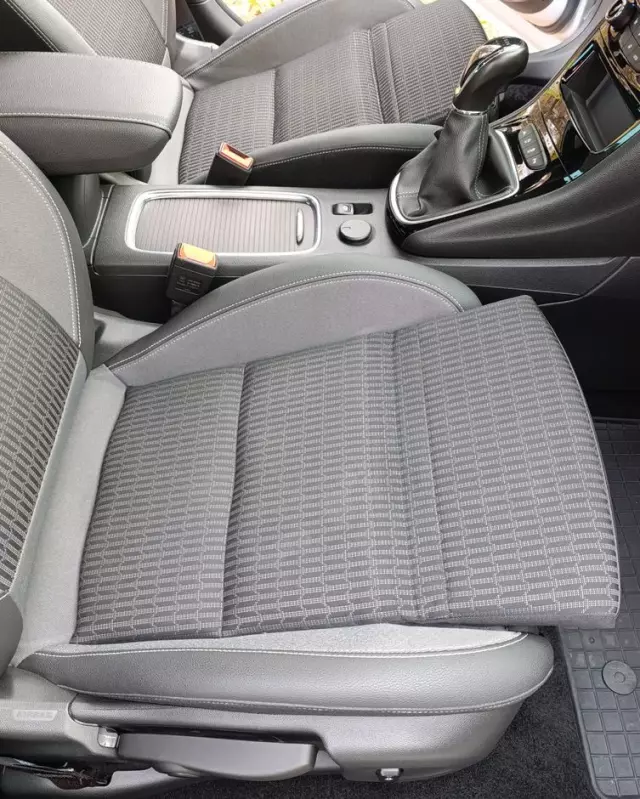 OPEL Astra 1.2 Turbo Start/Stop Business Elegance