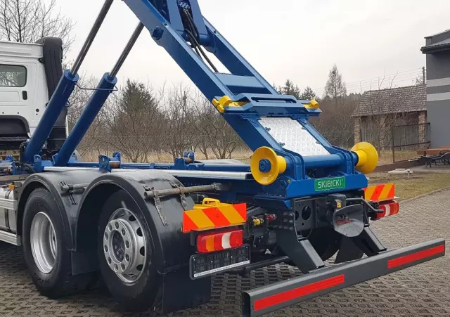 MERCEDES-BENZ ANTOS ACTROS HAKOWIEC 3 OSIE 6x2 KLIMA HAKOWIEC DO KONTENERÓW 