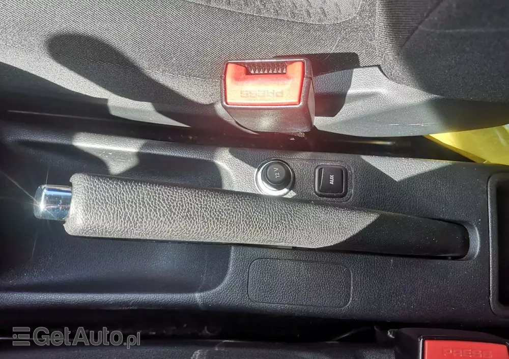 SKODA Fabia 1.2 TSI Active