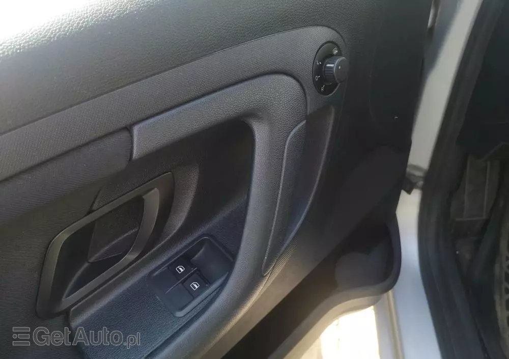 SKODA Fabia 1.2 TSI Active