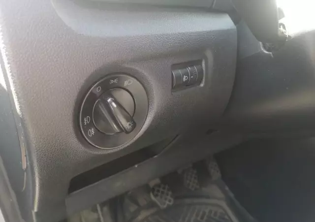 SKODA Fabia 1.2 TSI Active