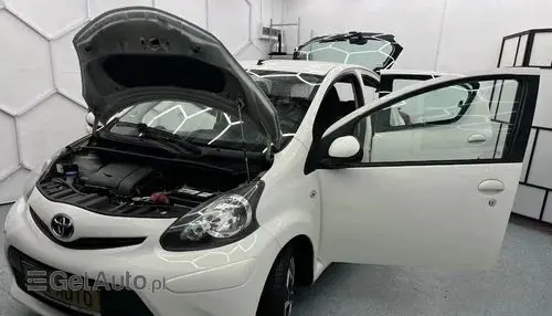 TOYOTA Aygo 