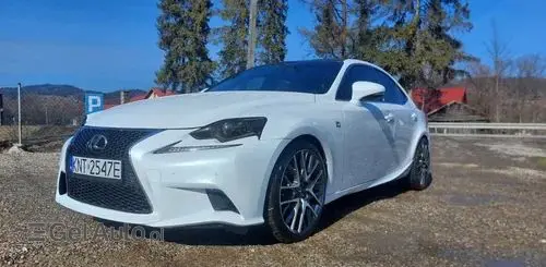 LEXUS IS 