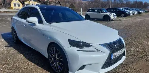 LEXUS IS 