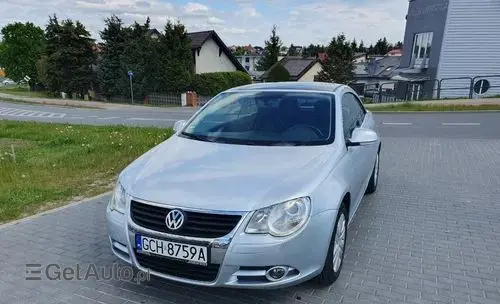 VOLKSWAGEN Eos 