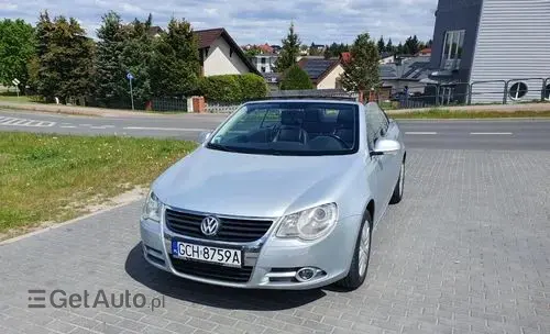 VOLKSWAGEN Eos 