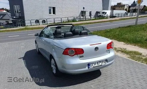 VOLKSWAGEN Eos 