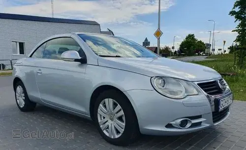 VOLKSWAGEN Eos 