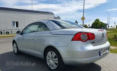 VOLKSWAGEN Eos 